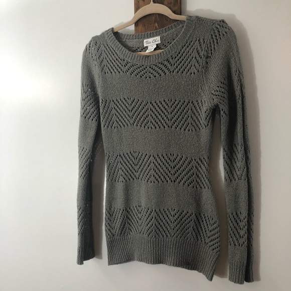 tres chic Sweaters - 📦5/$20 Open knit sweater by Tres Chic